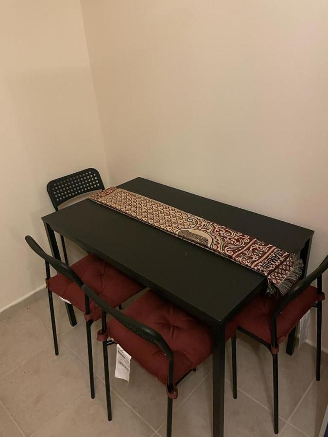 Dxb Backpackers Executive Pansiyon Dubai Dış mekan fotoğraf