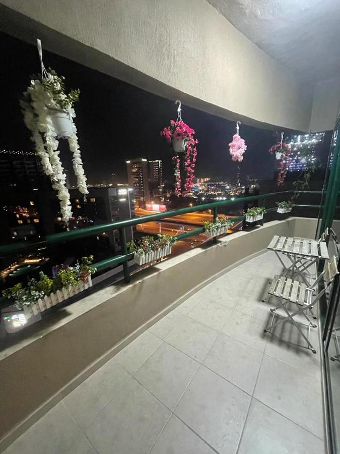 Dxb Backpackers Executive Pansiyon Dubai Dış mekan fotoğraf