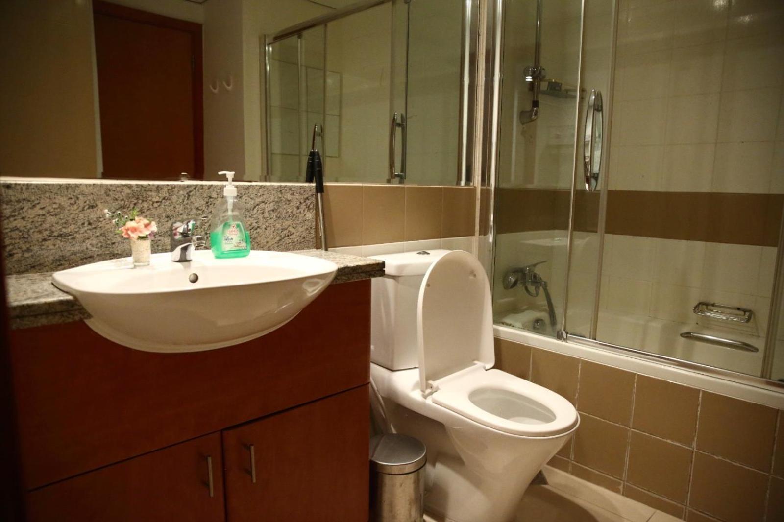 Dxb Backpackers Executive Pansiyon Dubai Dış mekan fotoğraf